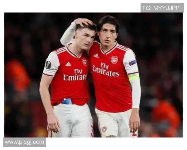 阿仙奴与西汉姆激战正酣比分悬念引发球迷热议