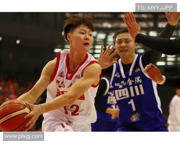 任骏飞领衔新一季篮球赛展现超强实力助力球队争冠之路